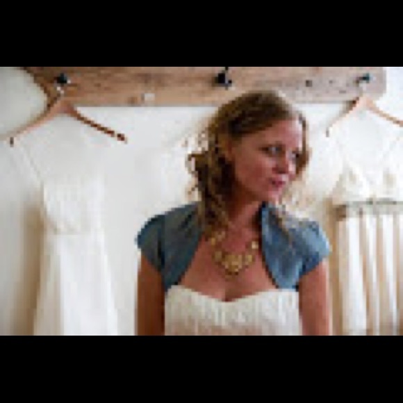 Meet your Posher, Jennifer - Picture 1 of 1